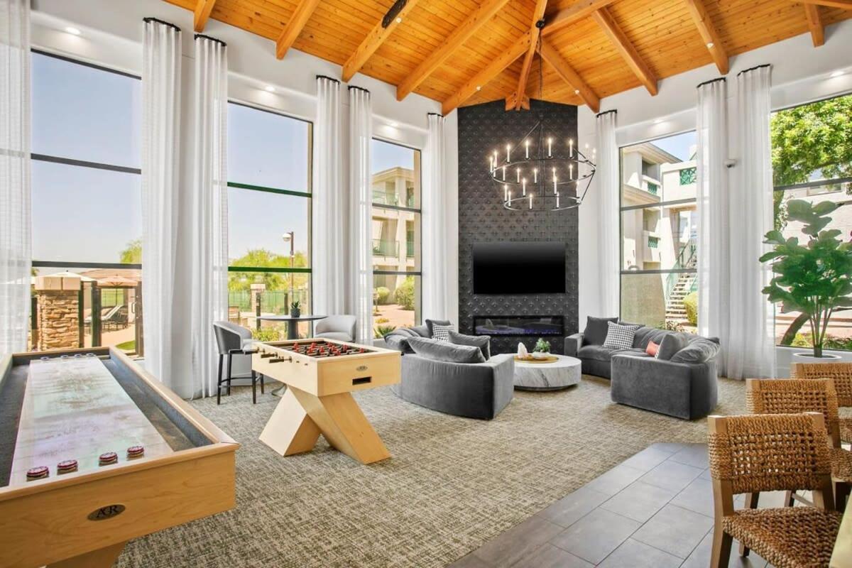 Apartment 2br Cozysuites At Kierland Commons With Pool #07