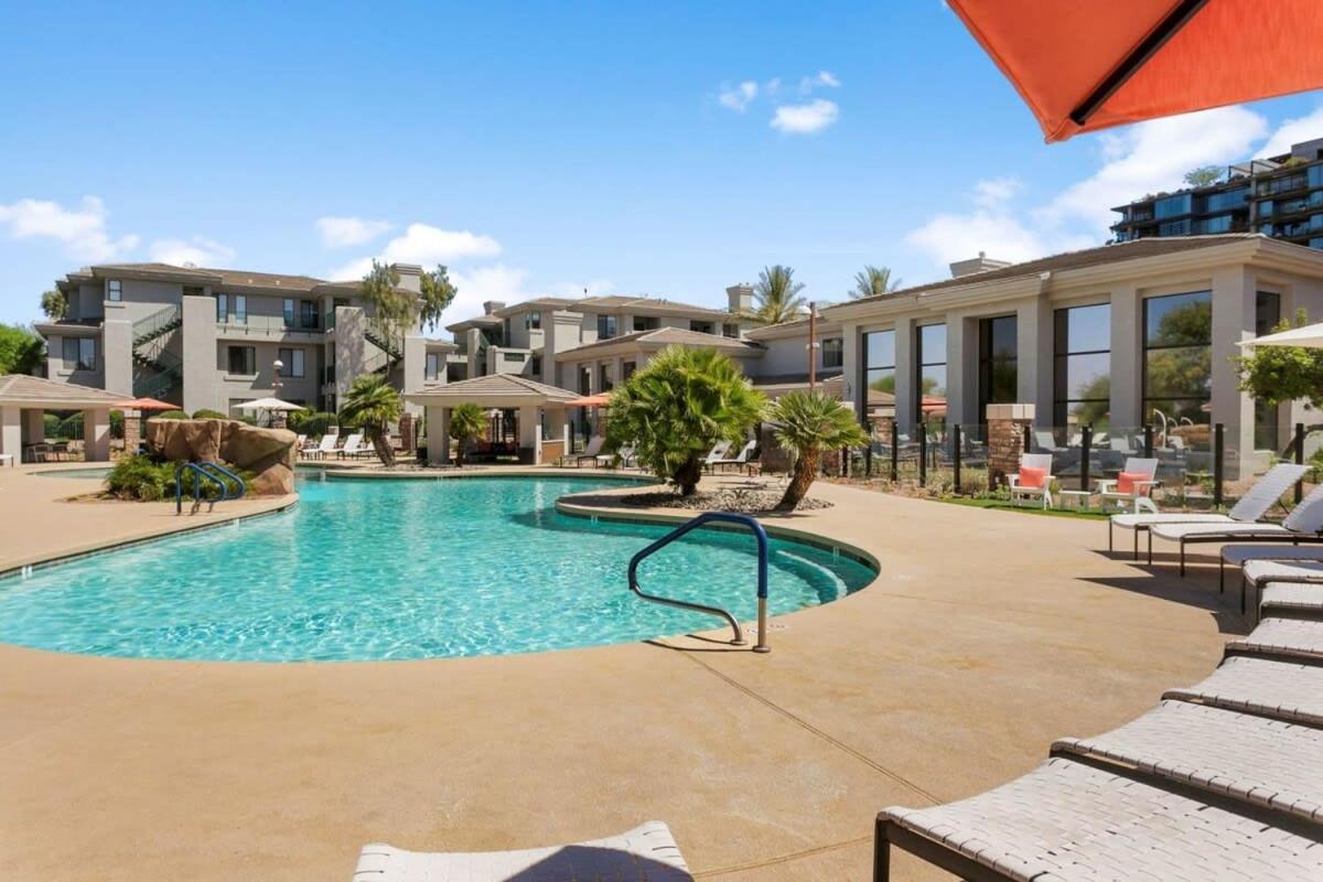 2br Cozysuites At Kierland Commons With Pool #07 Scottsdale