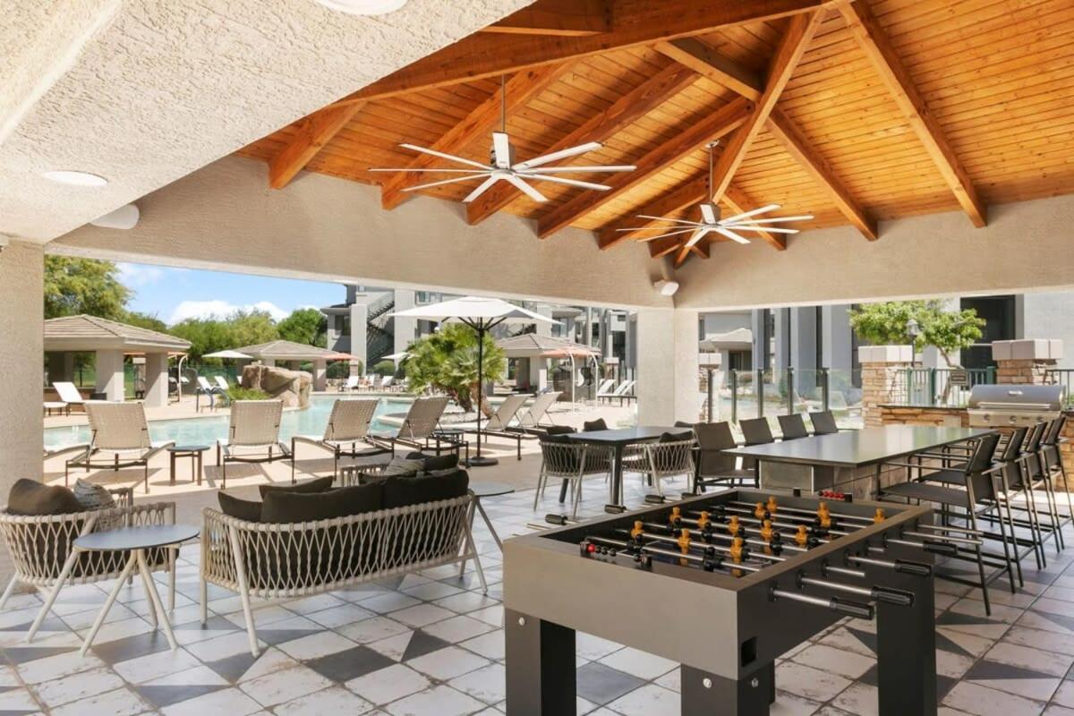 2br Cozysuites At Kierland Commons With Pool #07 Apartment
