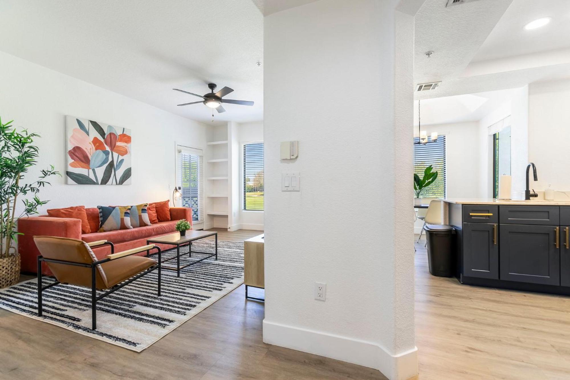 2br Cozysuites At Kierland Commons With Pool #07 Scottsdale